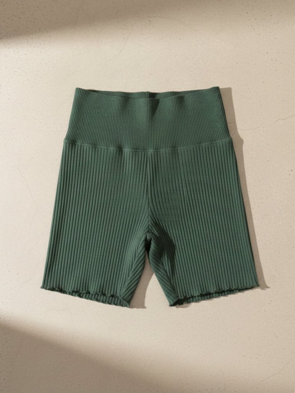 NWTs, Offline, by Aerie Bike Shorts - Forrest Green, Ruffle hem Medium 7" Inseam